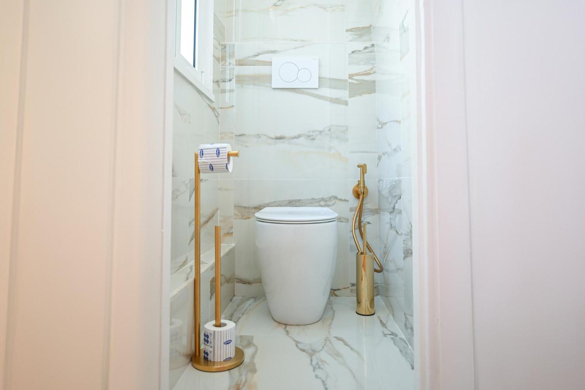 Via Veneto 116 Suites - Guest House روما المظهر الخارجي الصورة