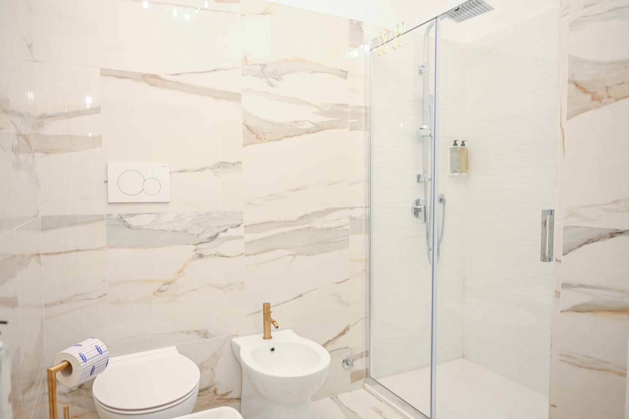 Via Veneto 116 Suites - Guest House روما المظهر الخارجي الصورة